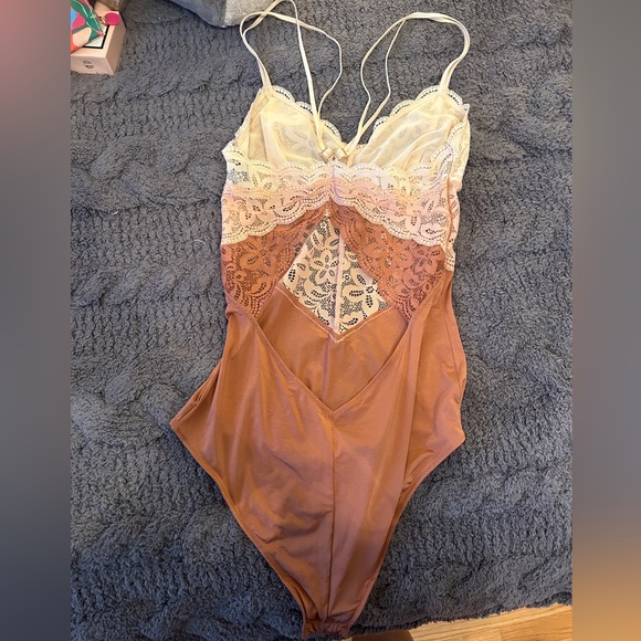 Aerie bodysuit - Picture 3 of 5